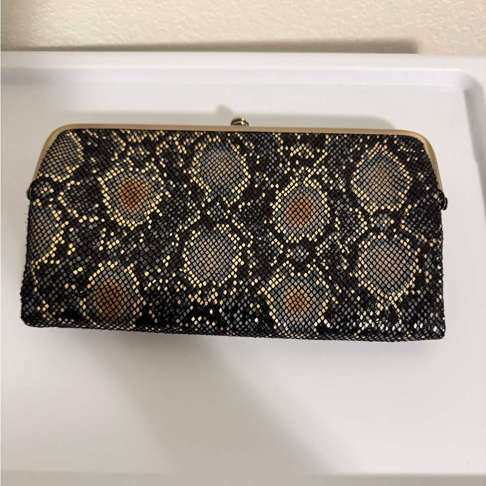 “Lauren” HOBO wallet